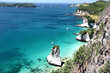 Cathedral Cove Lookout - No 19